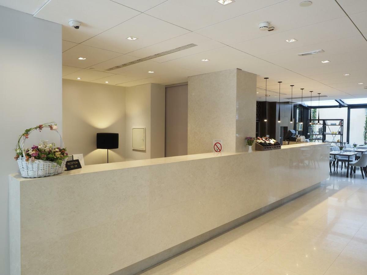 Envoy Hotel Belgrade Exterior photo